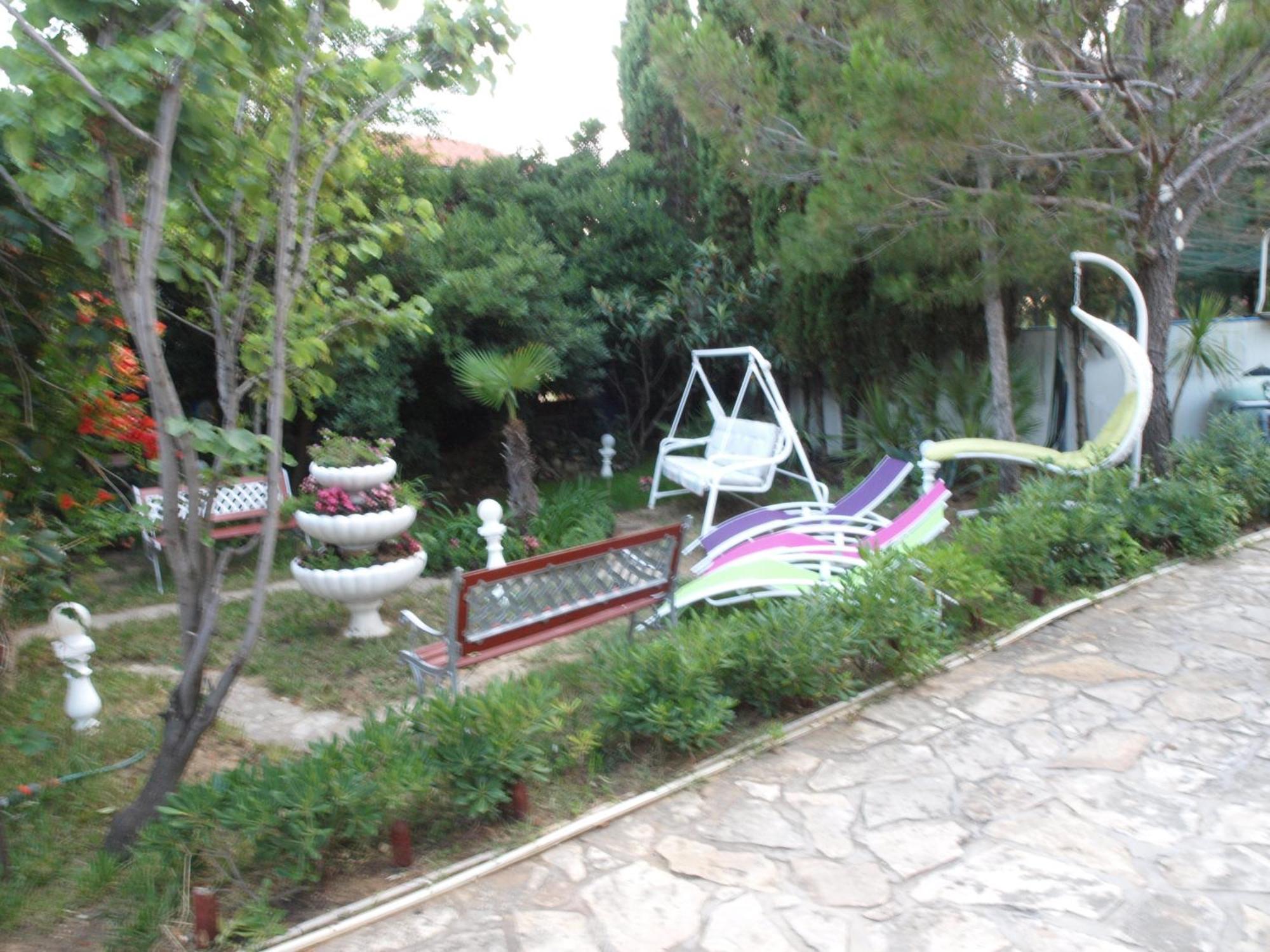 Villa Dalibor wellness, 2 jacuzzies, sauna, parking, grill, observatory, Mediterranean garden Nin Exteriör bild